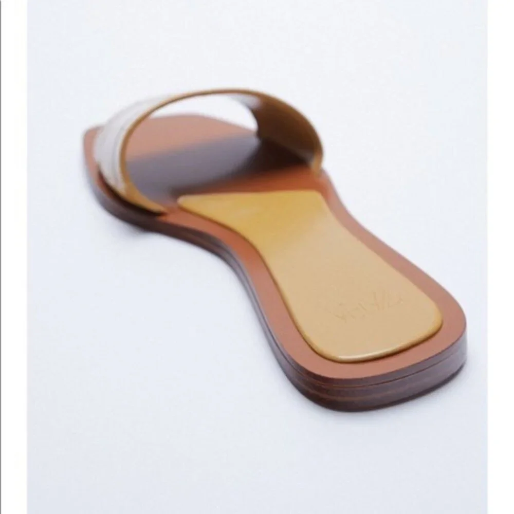Brown Zara Patent Leather Slides Sandals Slip-Ons (NWT) - Picture 4 of 6